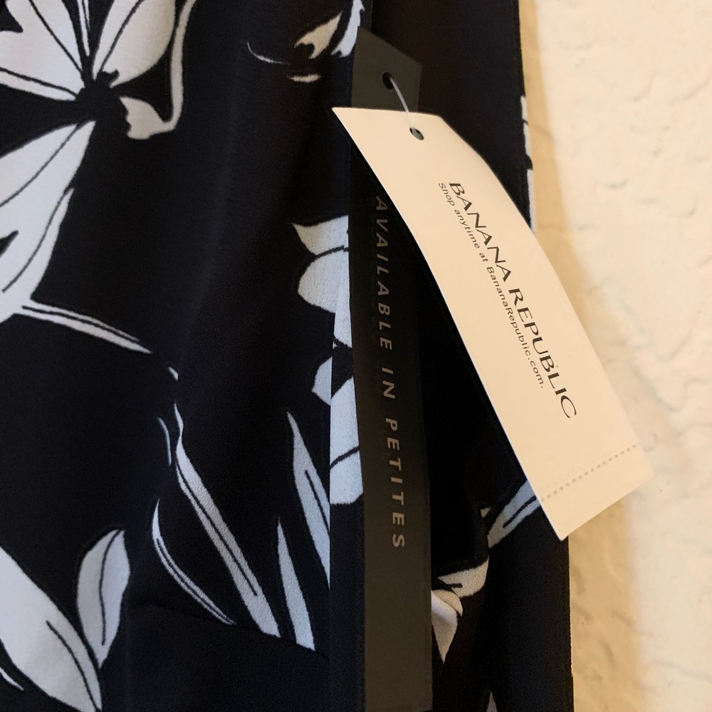 PRICE DROP Banana Republic - Floral A-Line Dress - Picture 4 of 4